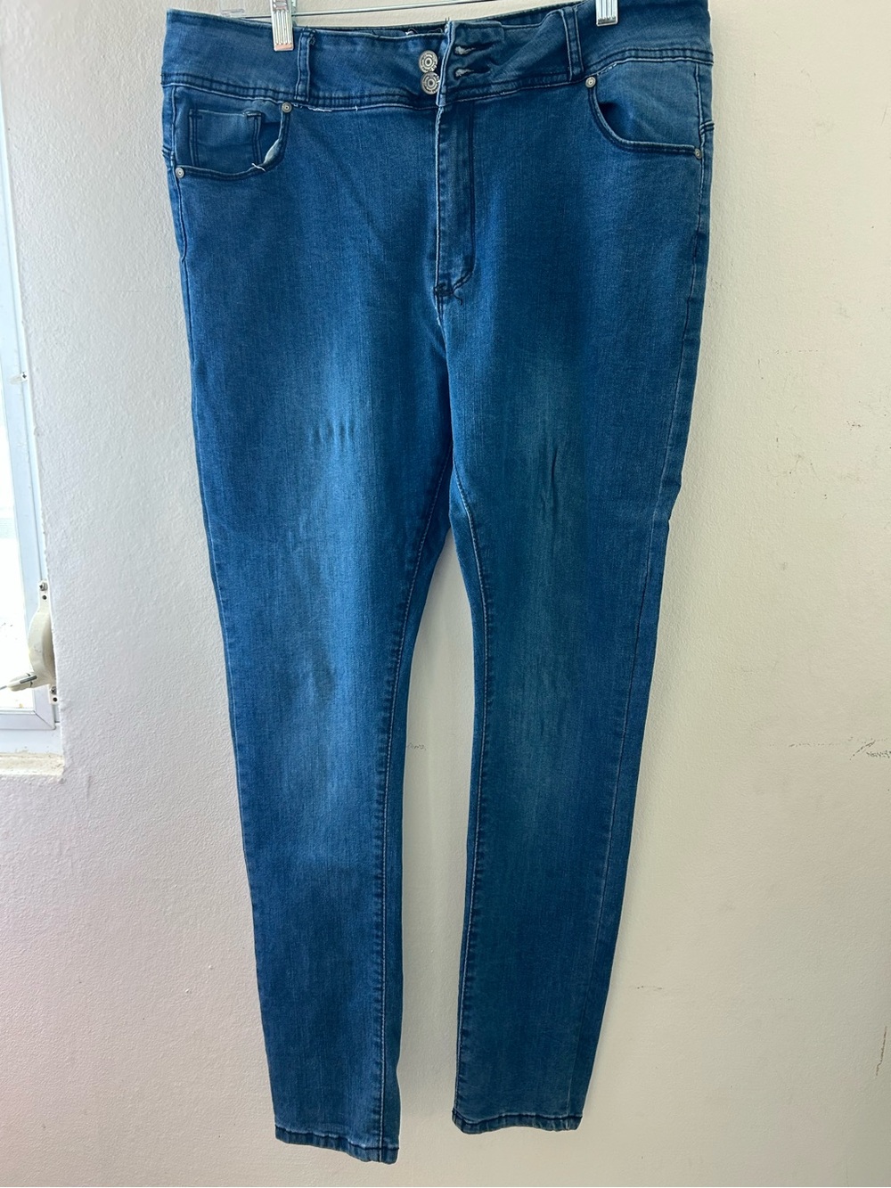 Women’s Skinny Jeans - Blue Stretch Denim